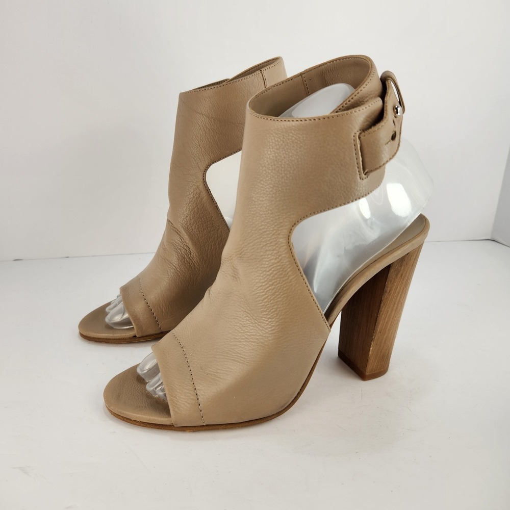 Vince Addie Women's Elegant Cutout Taupe Leather Peep Toe Sandals Size 6.5M‎